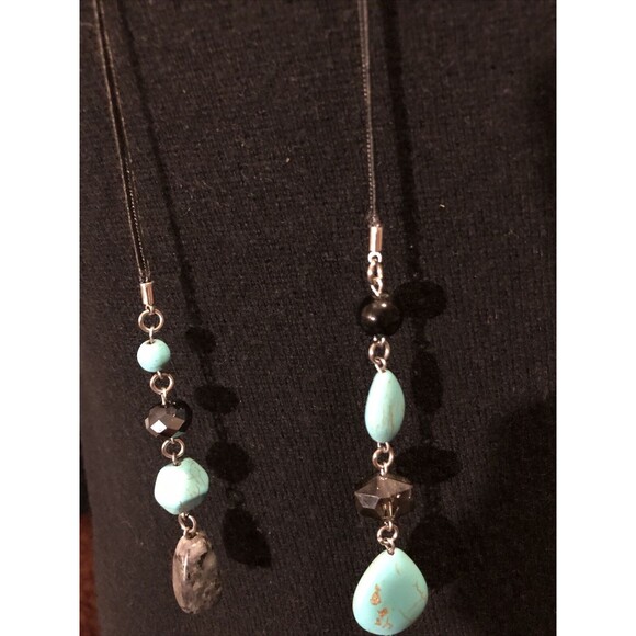 Teardrop Turquoise Lariat necklace with glass and stone beads Silk & Silver Tone - Picture 8 of 12